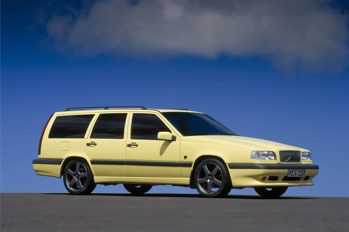 Volvo 850 T5/R Classic Car Review Honest John