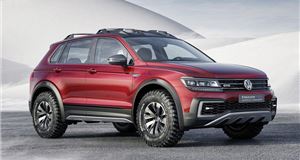 Volkswagen previews plug-in variant of all-new Tiguan in Detroit