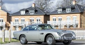 Aston DB5 sells for £860,600 at auction