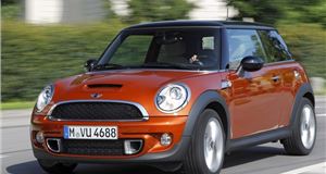 MINI introduces new performance diesel Cooper SD