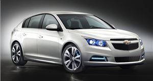 Chevrolet to launch Cruze hatchback at Geneva