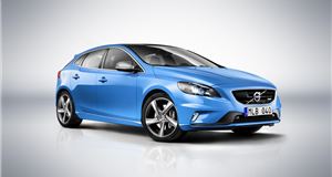 Details of Volvo V40 R-Design and Cross Country revealed