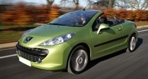 Peugeot 207 'boosting sales'