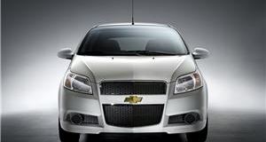 Chevrolet exhibits fuel cell vehicle