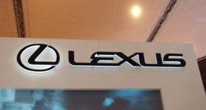 Lexus celebrates survey ranking