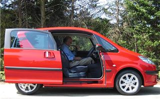 Peugeot 1007 2005 Road Test | Road Tests | Honest John