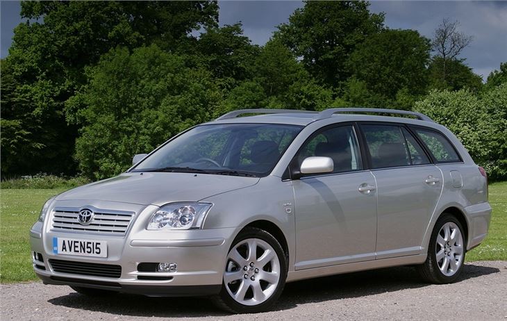 toyota avensis 2005 car review #7