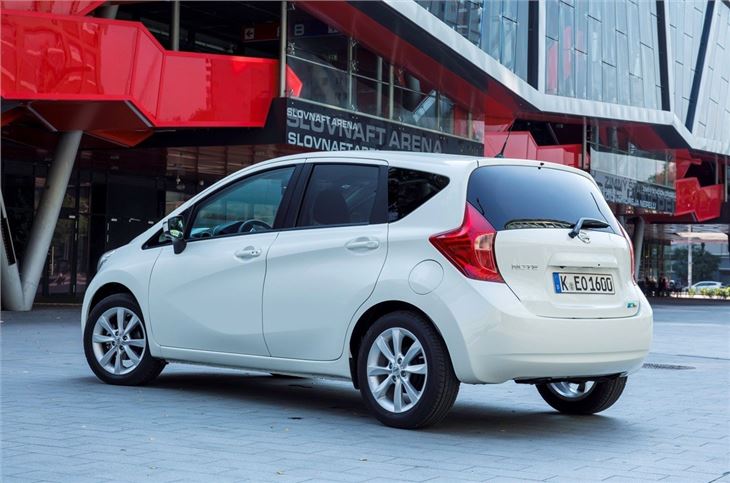 Nissan note road #10