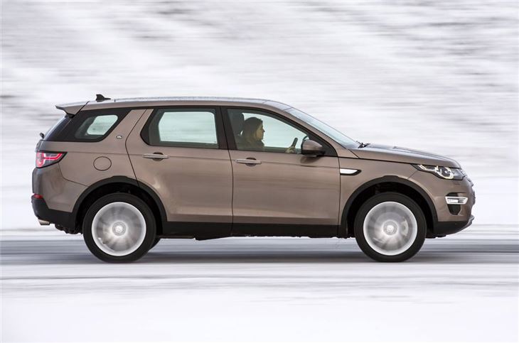 2013 Land Rover Discovery 4 Dimensions: The Honest Truth You Need To Know! - p1rwxsy