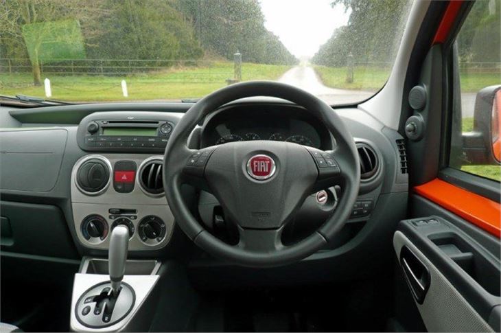 FIAT QUBO 1.3 Multijet Dualogic 2009 Road Test | Road Tests | Honest John