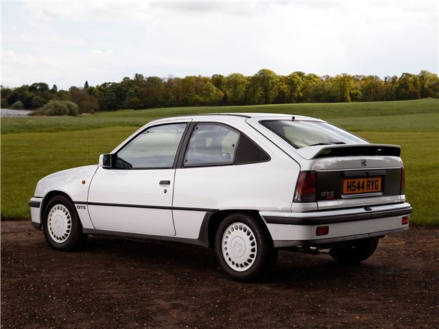 The Vauxhall Astra Gte Mk2 Specs That Still Impress - c60lj6u