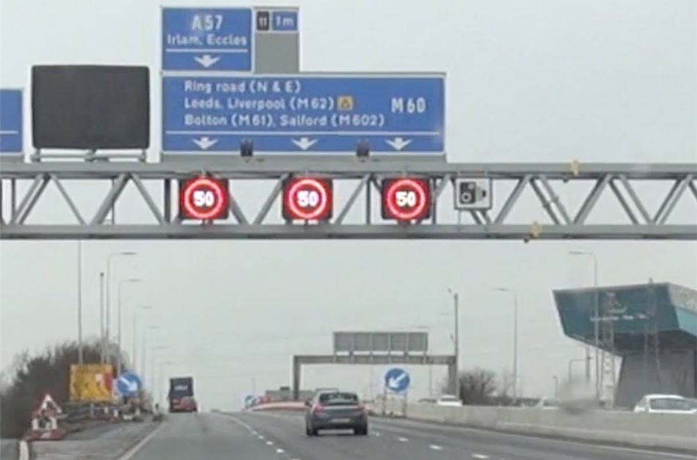 Automatic points and fines for drivers who ignore motorway red X