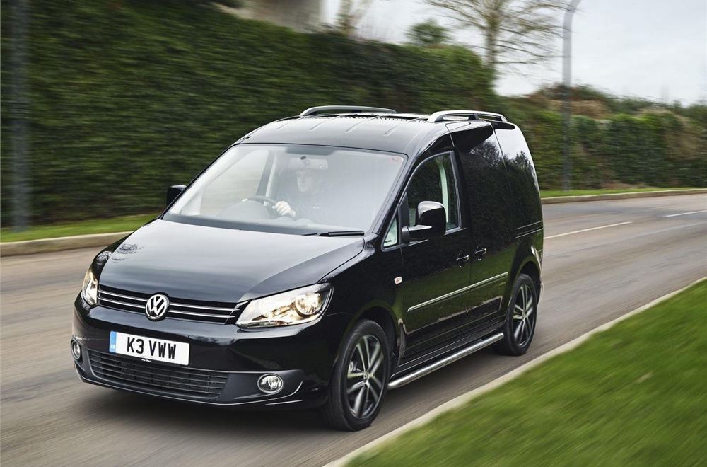 Volkswagen Caddy Black Edition extended 