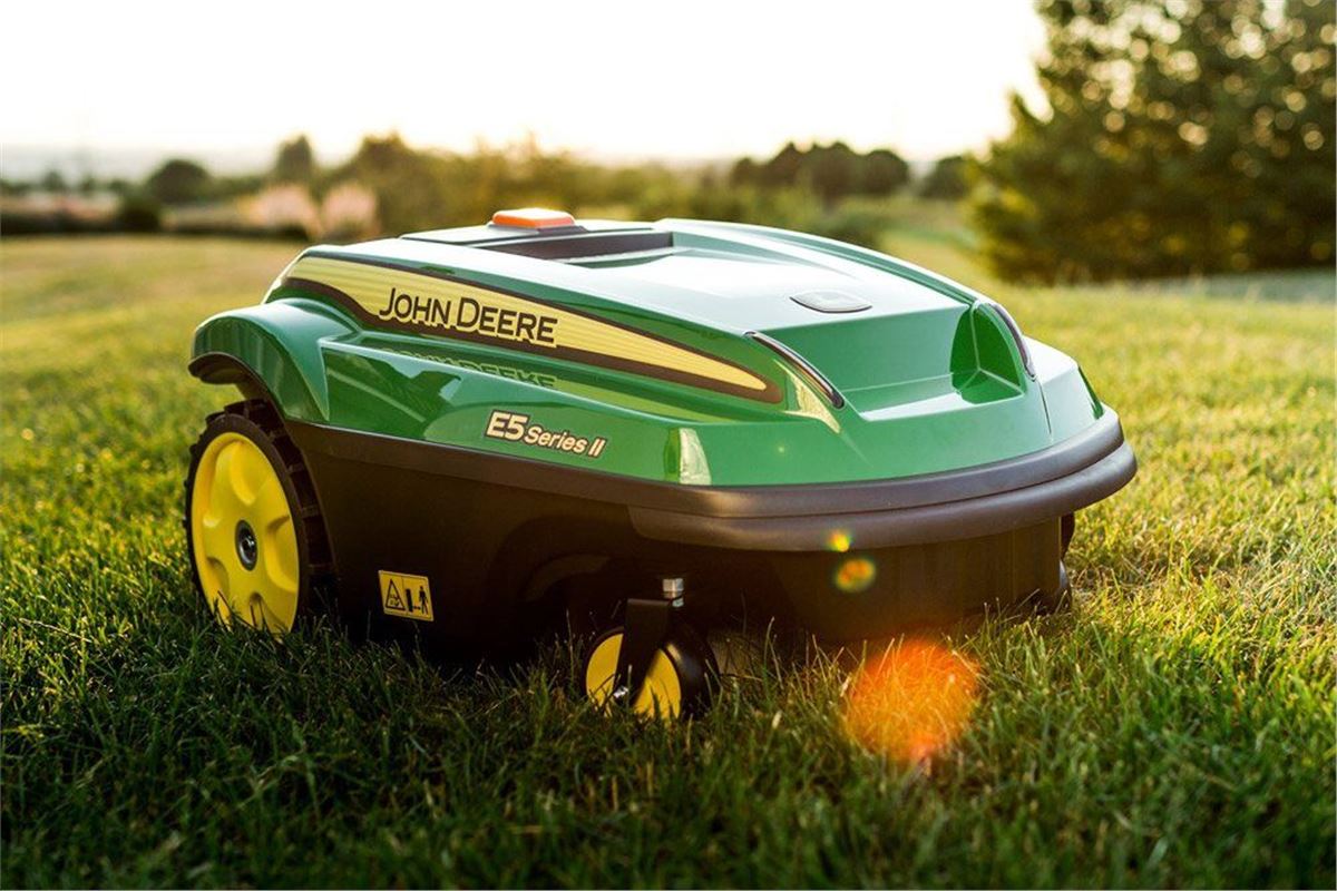 robot grass mower