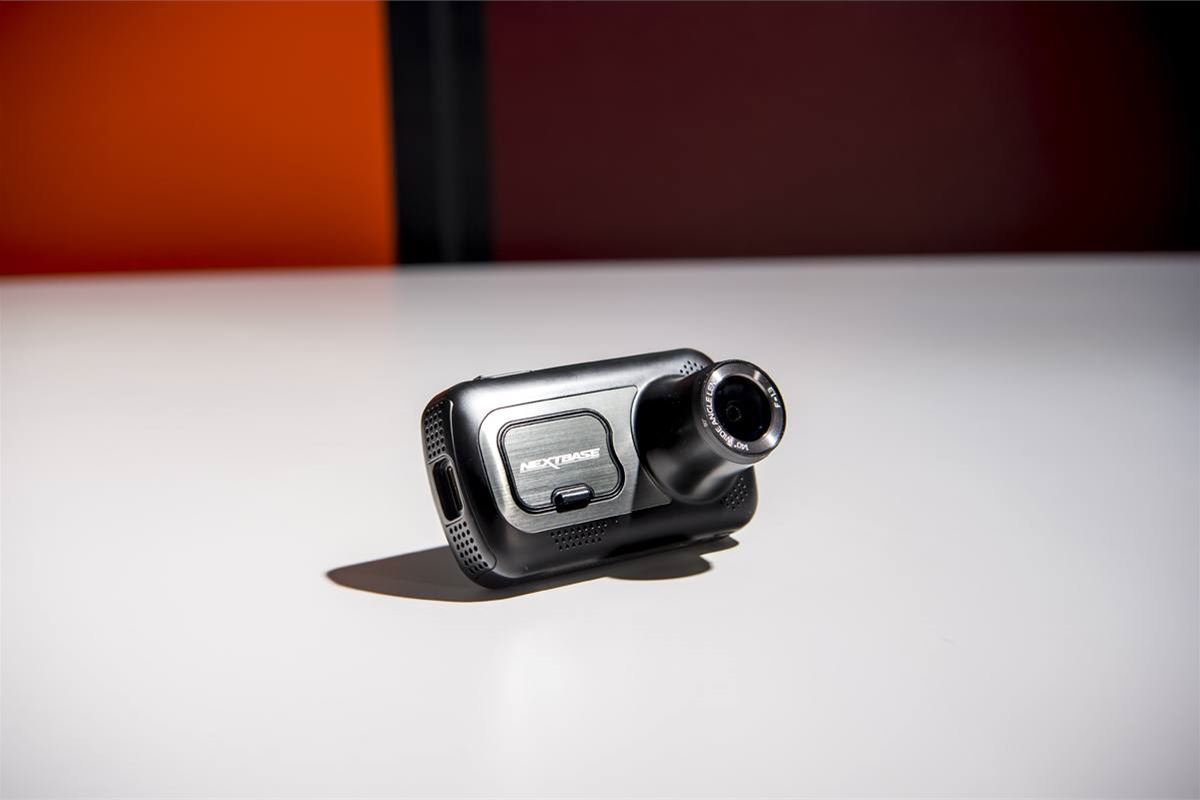 Nextbase 522GW Dash Cam + Rear Camera + Hardware Kit - 1440p HD Recording  in Car Camera - Wi-fi GPS Bluetooth Alexa Enabled - Parking Mode - Night