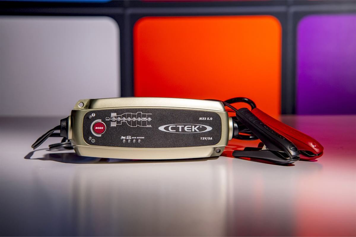CTEK MXS 5.0 Battery Charger (MXS5.0)