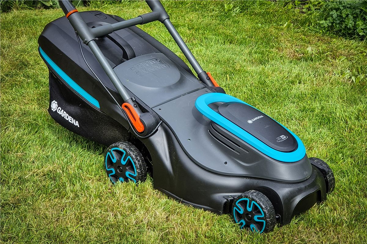 Gardena cordless lawn mower discount