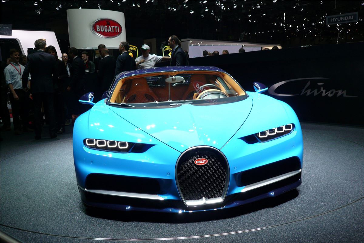 Bugatti Chiron 2016 - Car Review | Honest John