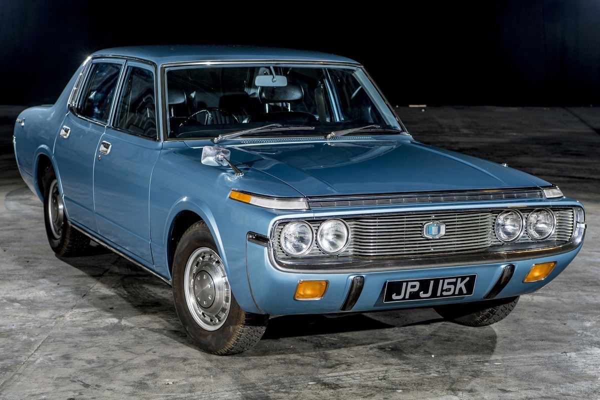 1972 Toyota Crown Custom returned to the road | | Honest John