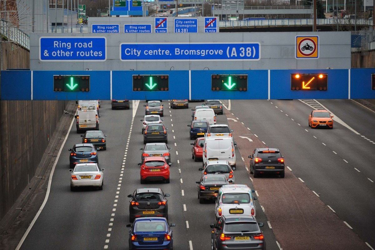 Birmingham and Leeds to hit drivers with pollution tax | Legal Advice ...