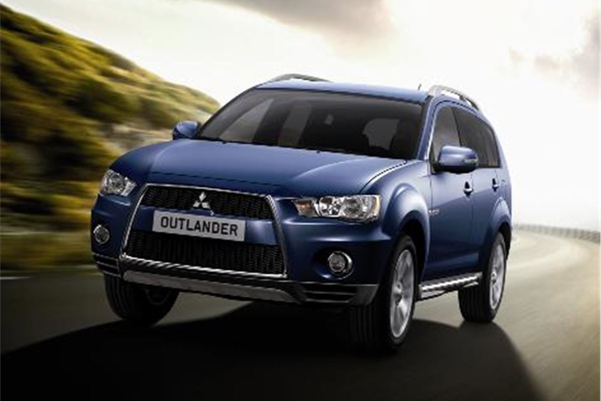 New prices and specs for facelifted Mitsubishi Outlander