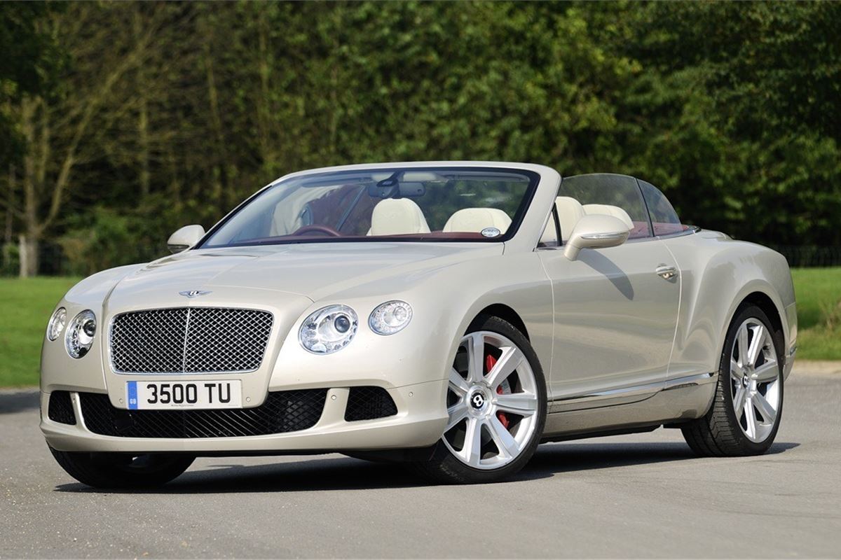 615 машина. Bentley GTC w12. Bentley Continental w12. Bentley Continental GTC Mulinner.