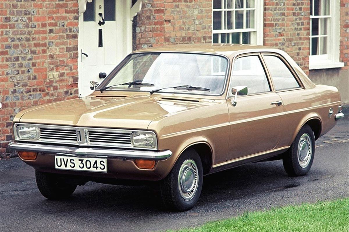 Vauxhall~Viva~HC~(1).jpg