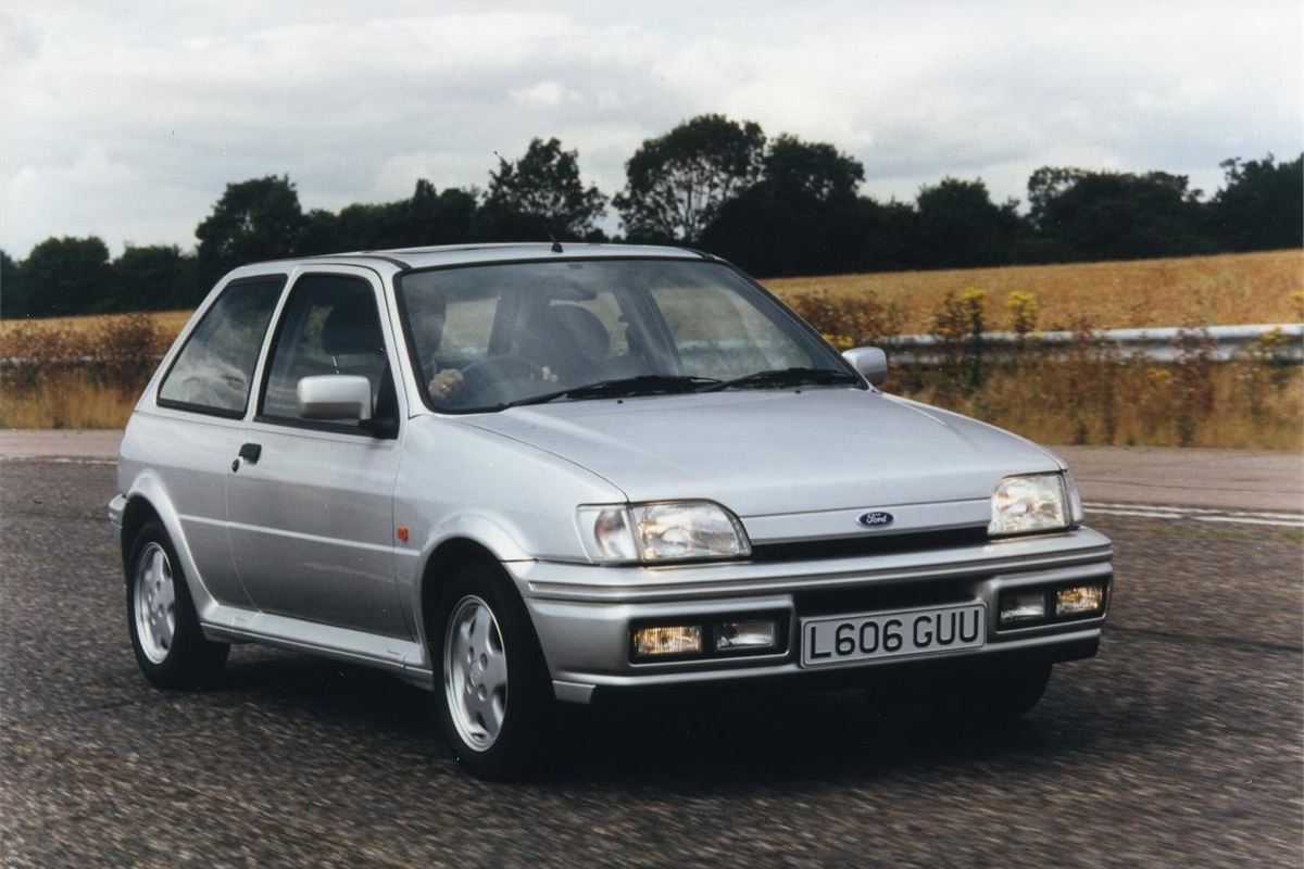 top-10-selling-cars-of-the-1990s-honest-john