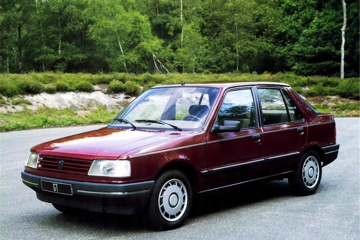 Peugeot~309~(1)