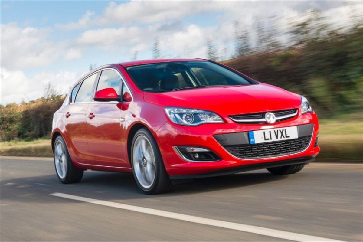 Vauxhall reduces Astra price to £12,595 with special edition models ...