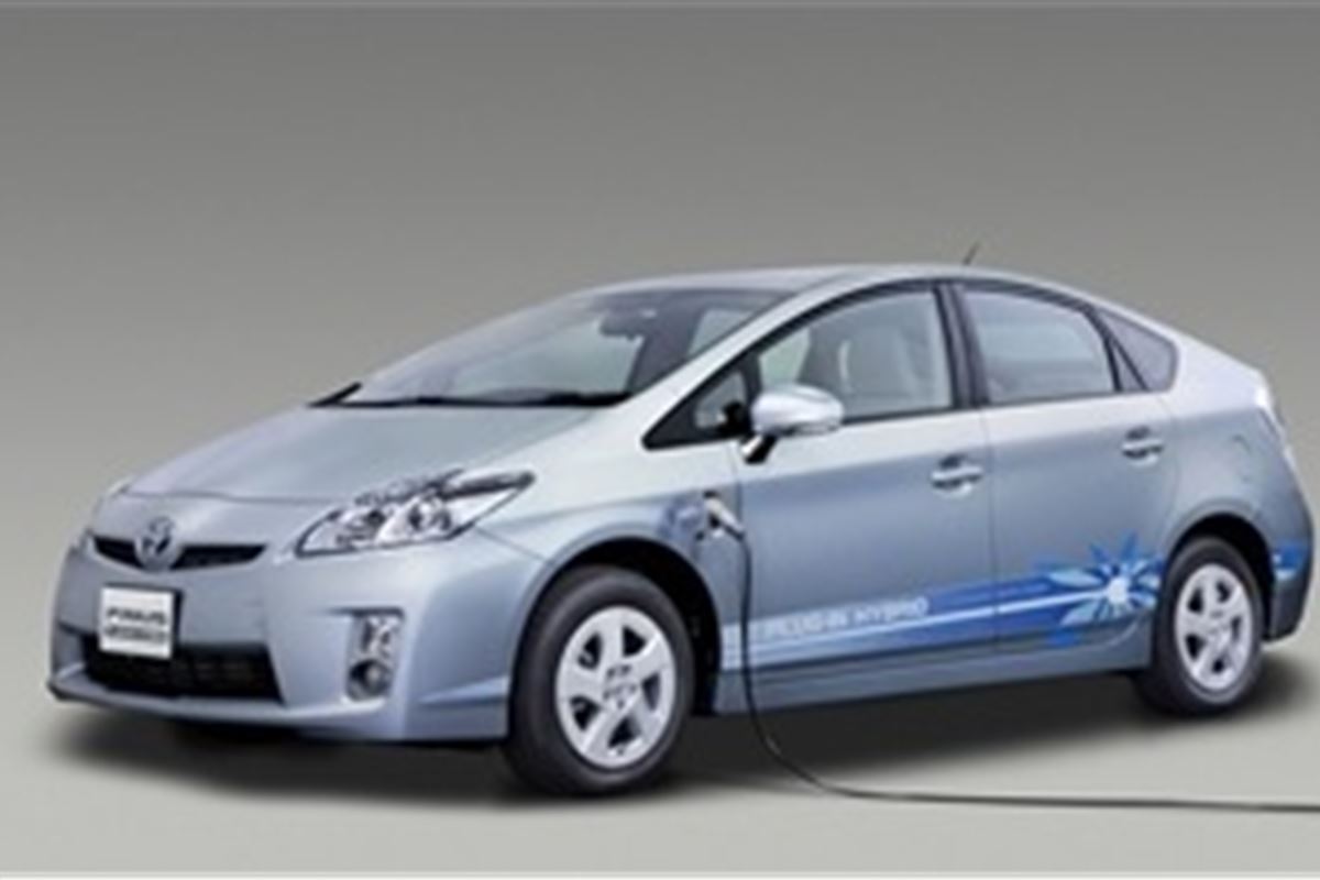 New plugin Prius to arrive in UK mid 2010 Motoring News Honest John