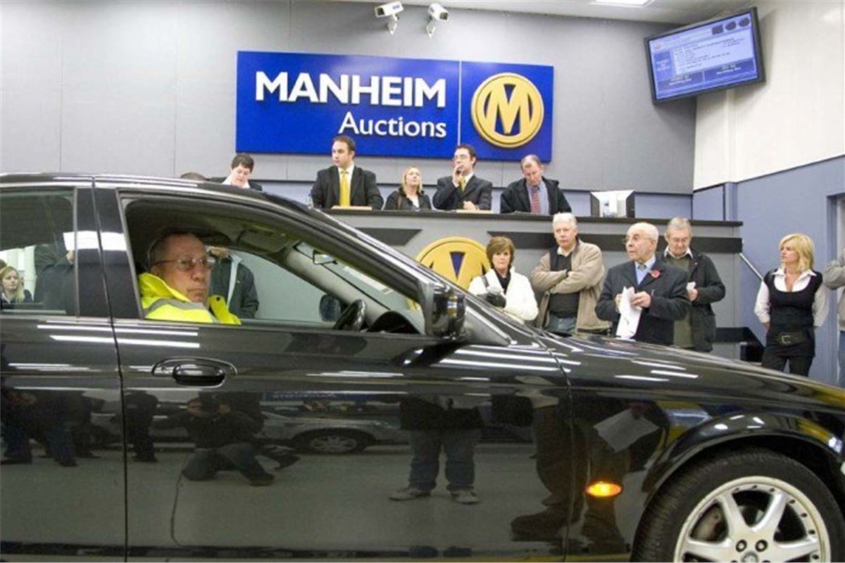 Манхейм аукцион. Manheim аукцион. Аукцион авто в Германии. Автоаукцион Германия. Машины на аукционе Манхейм.