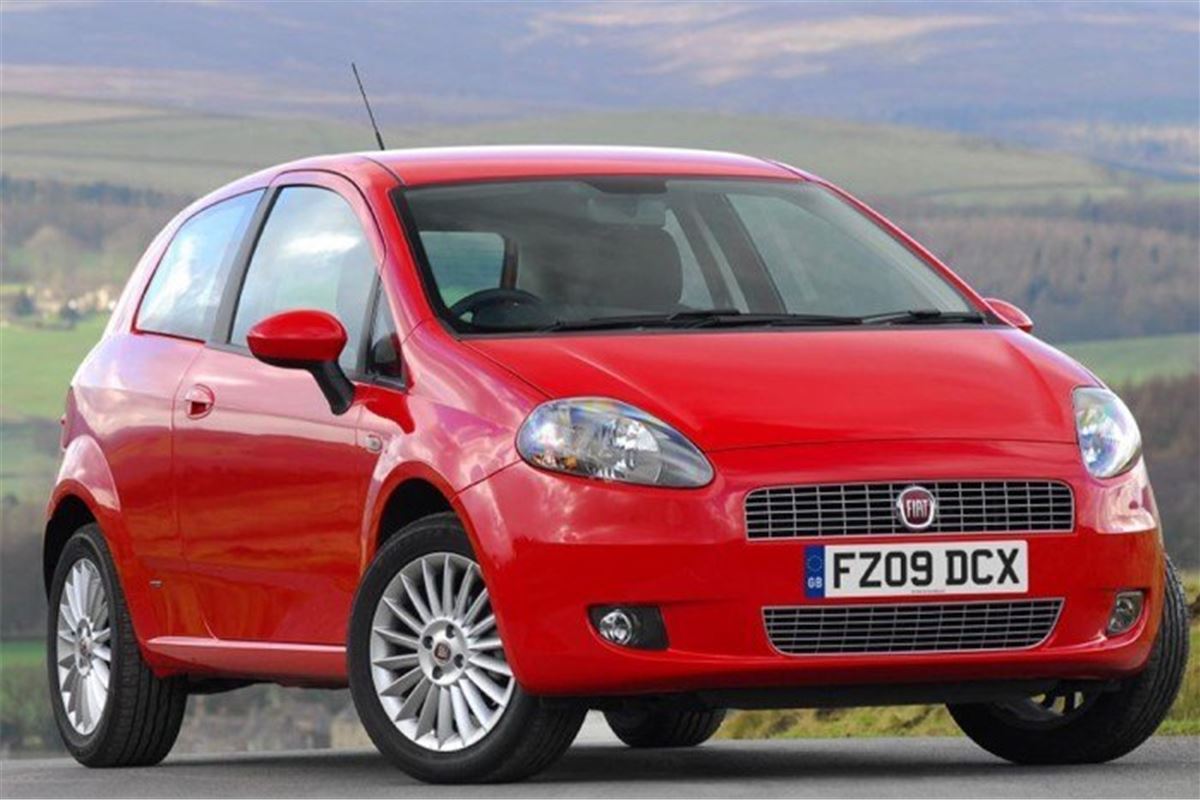New FIAT Grande Punto 1 4 5 drs From 7 395 OTR Motoring News
