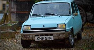 Renault 5 Features in Friday’s 'Flipping Bangers'