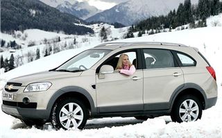 Chevrolet Captiva 2007 Road Test Road Tests Honest John