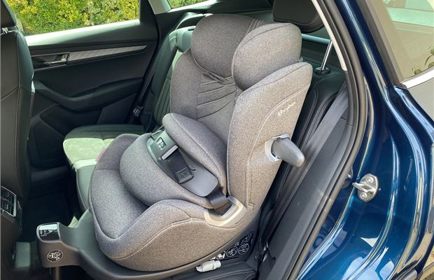 The brand new Cybex Pallas G I-Size Car Seat: Impact Shield Car