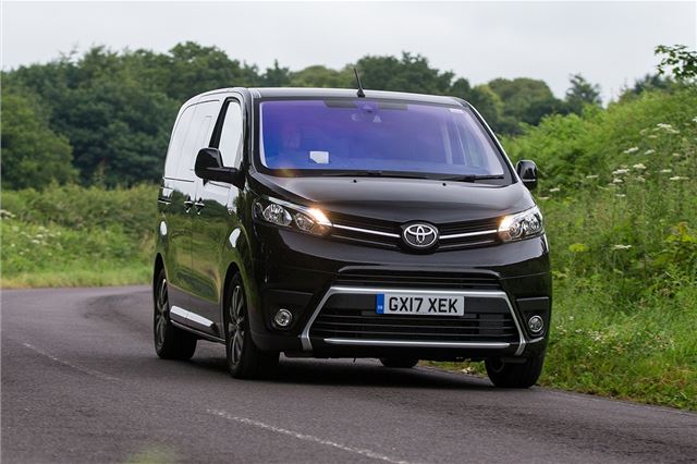 Review Toyota Proace Verso 2016 Honest John