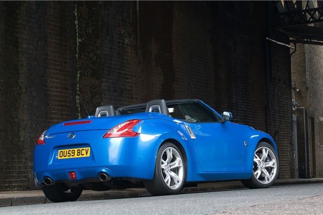 Review Nissan 370z Roadster 10 16 Honest John