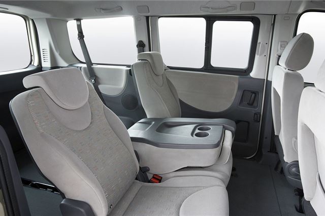 peugeot expert 5 seater