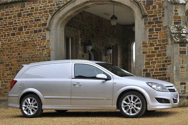 Review: Vauxhall Astravan (2006 – 2013 