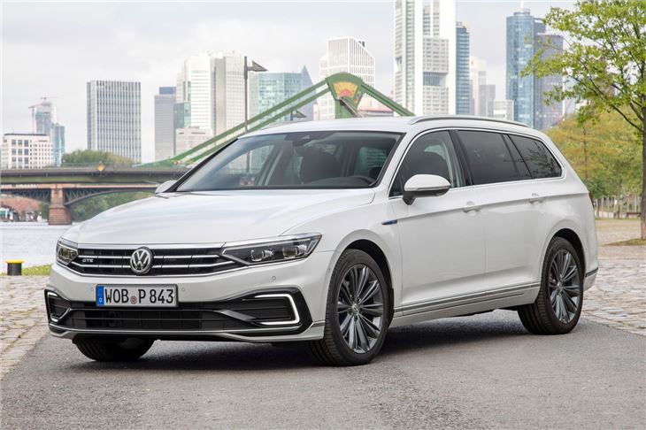 volkswagen-passat-gte-estate-2019-road-test-road-tests-honest-john