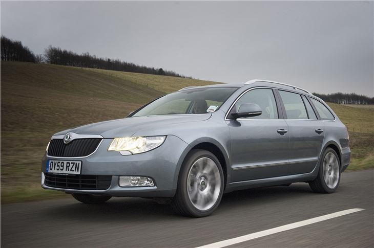 Skoda Superb Estate 2010 - Car Review - Driving | Honest John