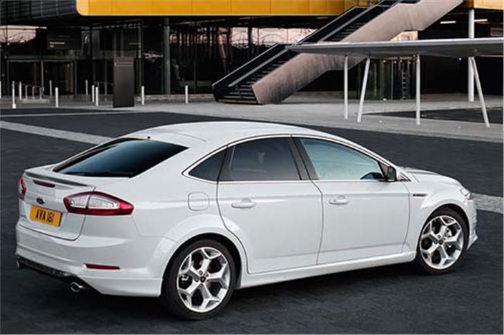 Ford mondeo ved band #6