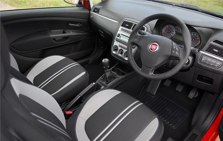 Fiat Punto Active Interior