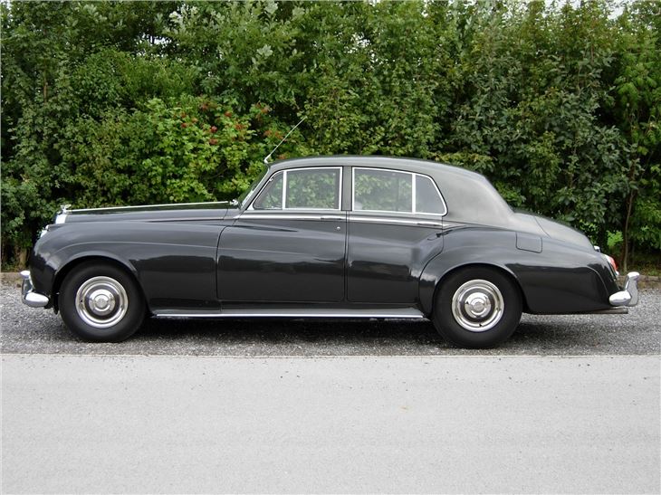 Bentley S2 Saloon - Classic Car Review | Honest John