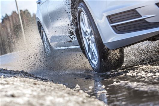 Nokian Weatherproof Wins Auto Zeitung All Season Tyre Test Motoring News Honest John