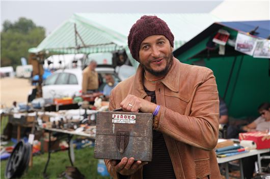 Car Sos Star Fuzz Townshend To Help Find Future Car Industry Stars Honest John