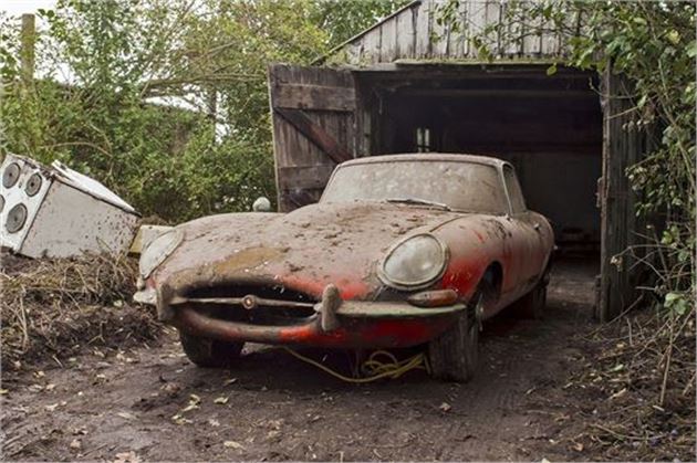 Steps in restoring an antique car with Original Part | Car Picture