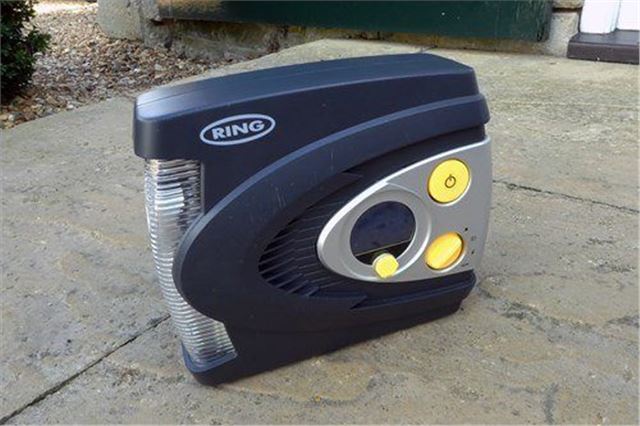 mobile tyre inflator