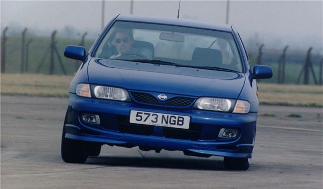 nissan almera n15 1997